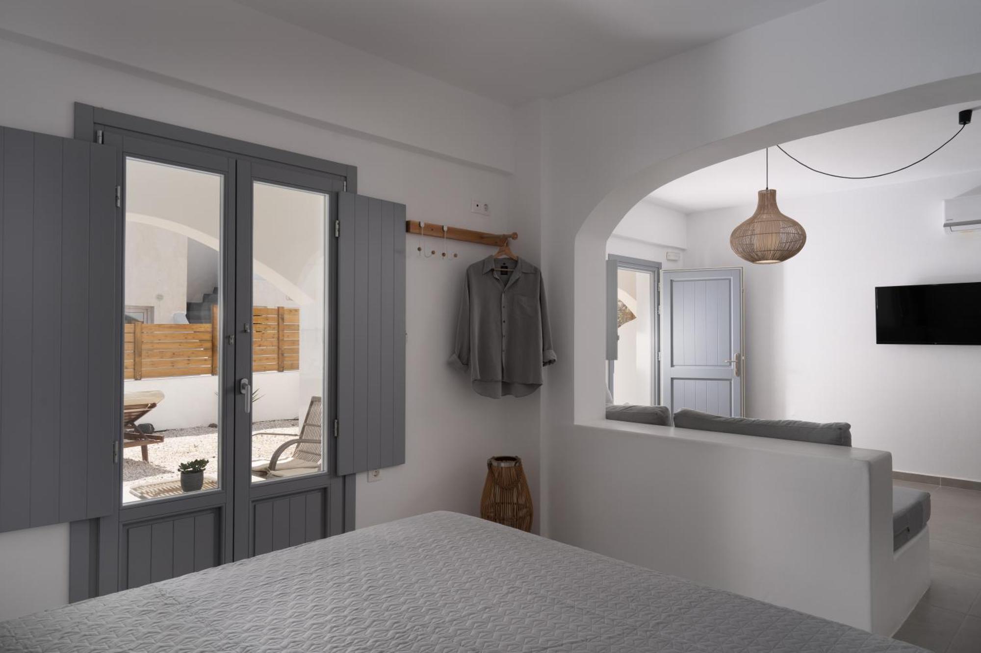The Vine Suites Vourvoúlos Extérieur photo