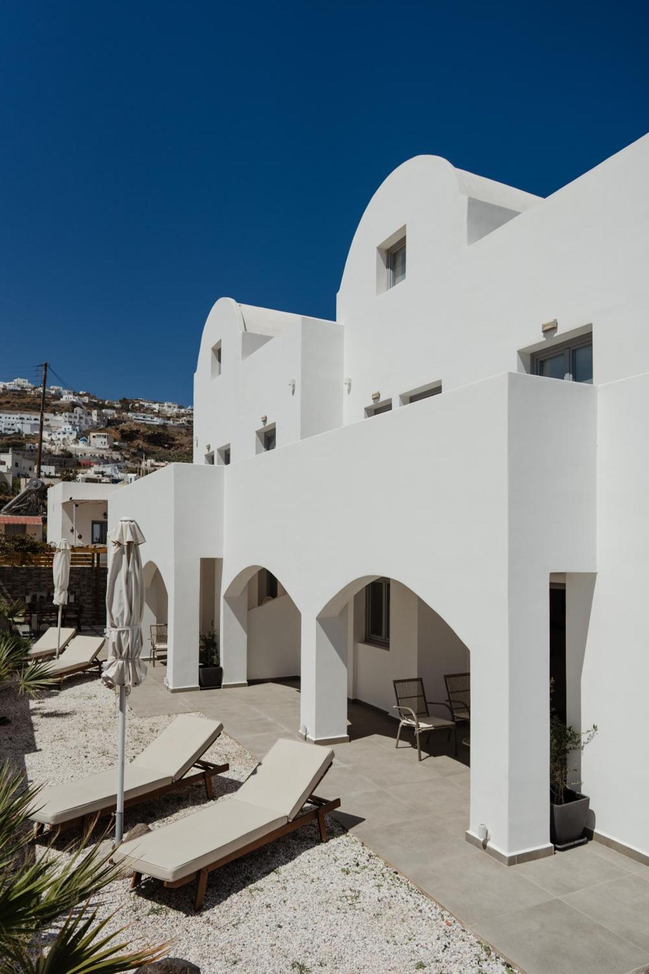 The Vine Suites Vourvoúlos Extérieur photo